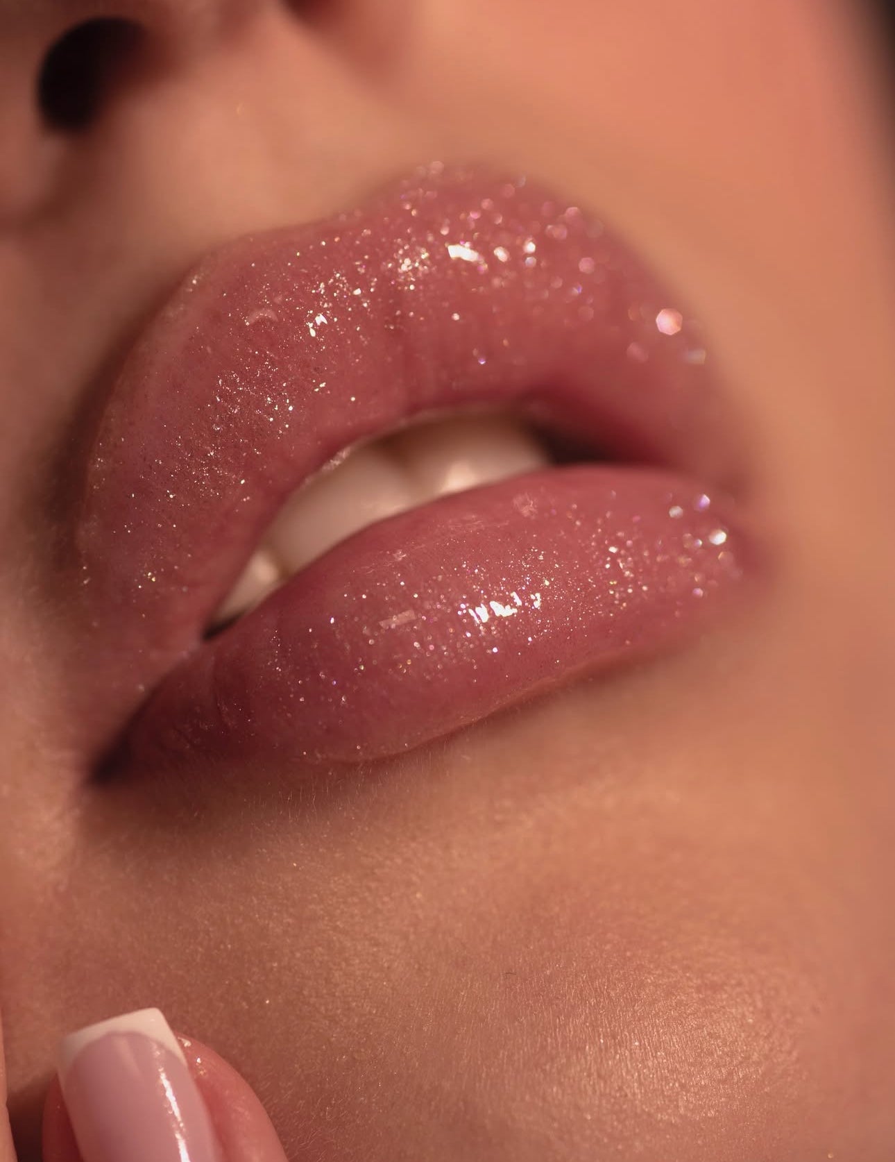 Big Lip Plumgasm - Charlotte Tilbury